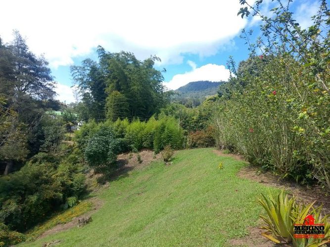 Casa de 3 alcobas en venta en Centro, Rionegro, 200 m² · foto 13 de 21