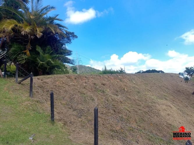 Lote en venta en Centro, Rionegro, 7145 m² · foto 6 de 12