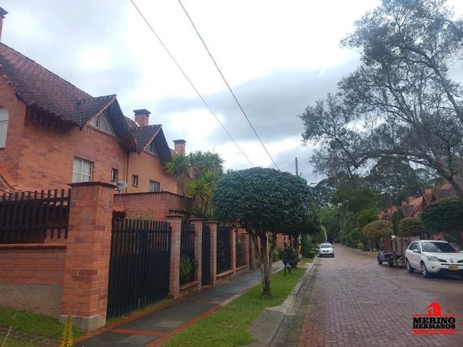 Casa de 3 alcobas en venta en Rionegro, 160 m² · foto 2 de 24