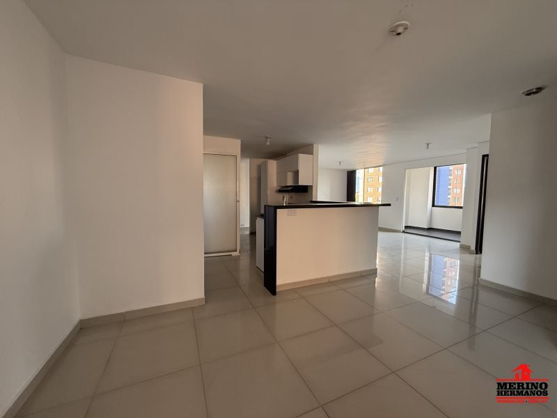 Apartamento en venta en El Portal, Envigado · foto 6 de 12