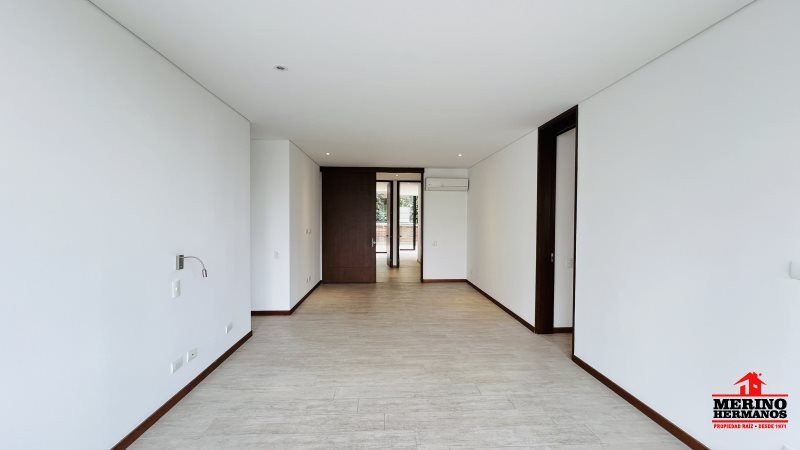 Apartamento en arriendo en El Poblado, Medellín · foto 9 de 24