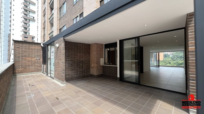Apartamento en arriendo en El Poblado, Medellín · foto 14 de 24