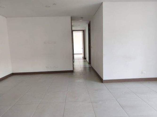 Apartamento de 3 alcobas en arriendo en Loma Benedictinos, Envigado, 123 m² · foto 15 de 24