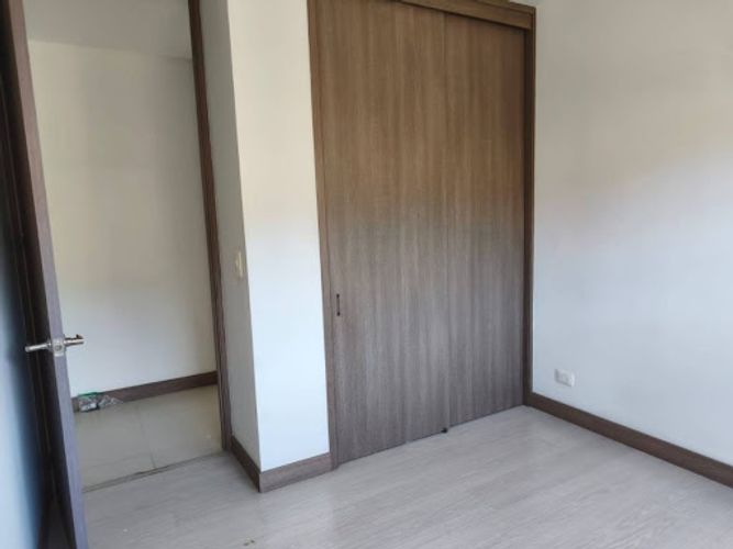 Apartamento de 3 alcobas en arriendo en Loma Benedictinos, Envigado, 123 m² · foto 16 de 24