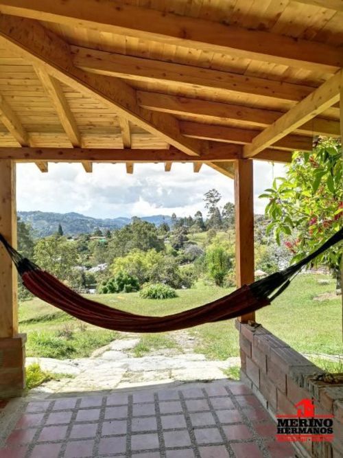 Casa de 4 alcobas en arriendo en Guarne, 170 m² · foto 4 de 17