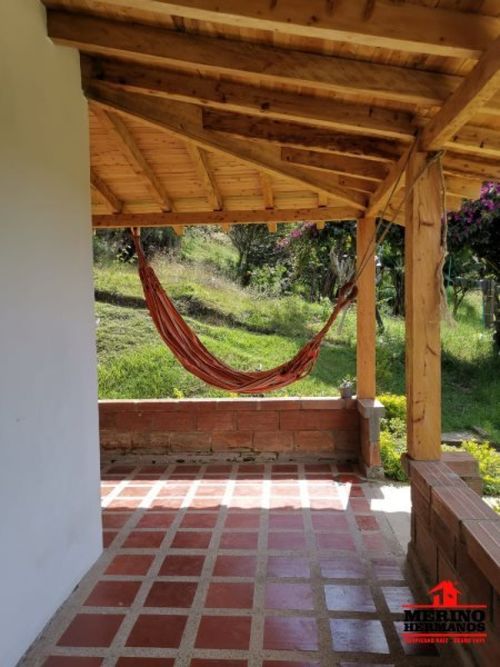 Casa de 4 alcobas en arriendo en Guarne, 170 m² · foto 5 de 17