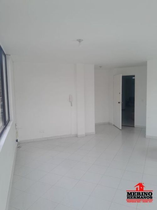 Oficina en arriendo en Conquistadores, Medellín, 35 m² · foto 7 de 22