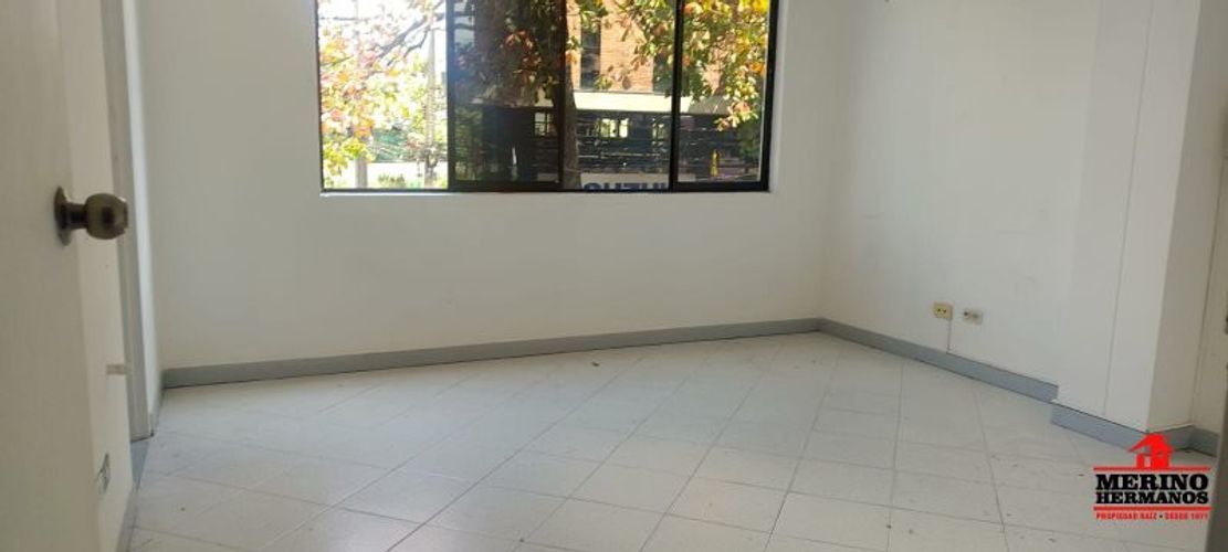 Oficina en arriendo en Conquistadores, Medellín, 35 m² · foto 10 de 22