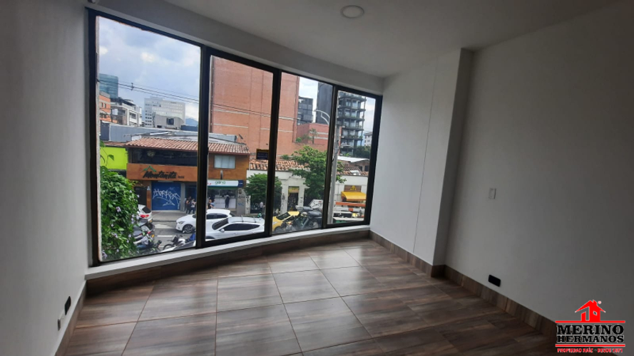 Oficina en arriendo en Las Lomas, Medellín, 45 m² · foto 3 de 9