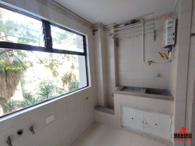 Apartamento de 3 alcobas en arriendo en Colombia, Medellín, 132 m² · foto 7 de 21