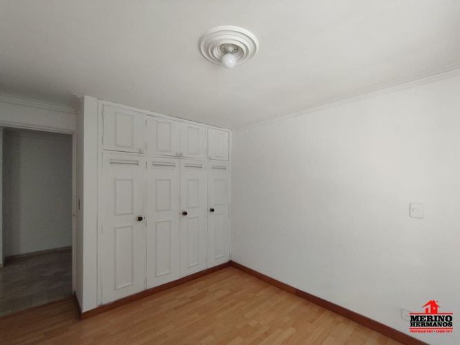 Apartamento de 3 alcobas en arriendo en Colombia, Medellín, 132 m² · foto 15 de 21