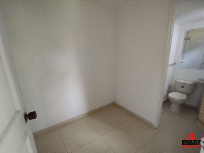 Apartamento de 3 alcobas en arriendo en Colombia, Medellín, 132 m² · foto 18 de 21