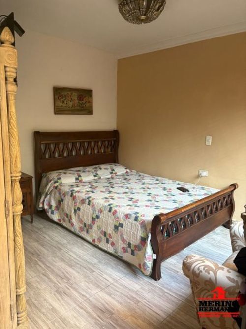 Casa de 6 alcobas en venta en Santa Mónica, Medellín, 160 m² · foto 12 de 16