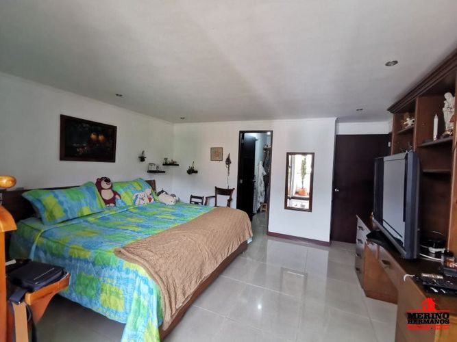 Apartamento en venta en El Poblado, Medellín · foto 9 de 18