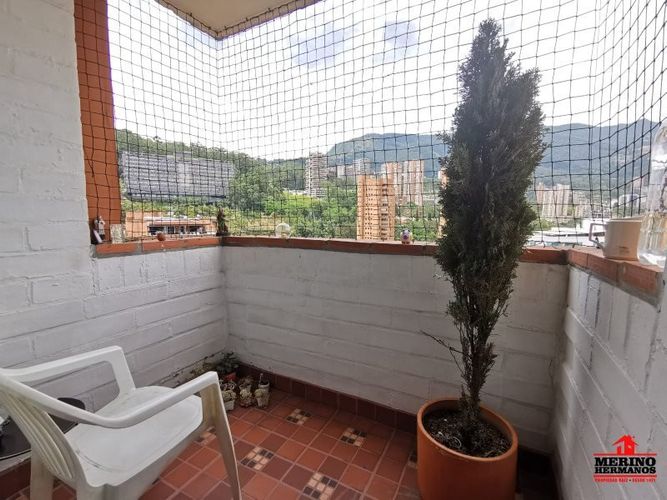 Apartamento en venta en El Poblado, Medellín · foto 14 de 18