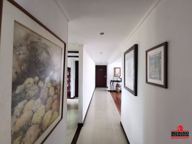 Apartamento en venta en El Poblado, Medellín · foto 16 de 18