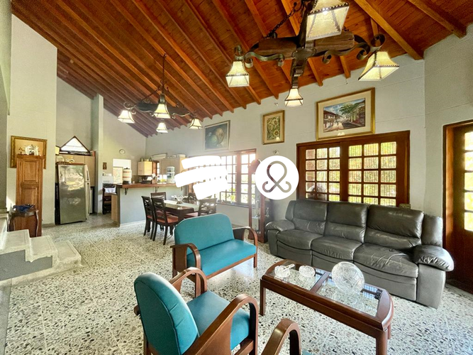Casa de 4 alcobas en venta en Las Vegas, Envigado, 700 m² · foto 6 de 18