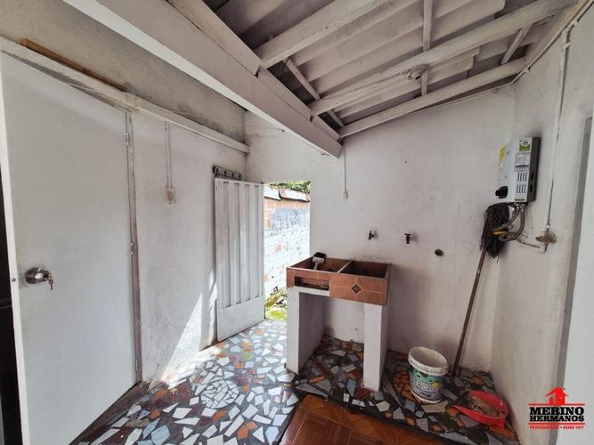 Casa de 6 alcobas en venta en Poblado Del Sur, La Estrella, 195 m² · foto 11 de 24
