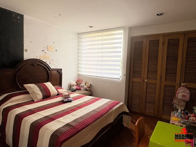 Apartamento de 3 alcobas en venta en La Florida, Medellín, 172 m² · foto 13 de 15