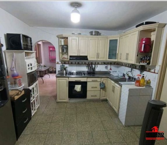 Casa de 5 alcobas en venta en Calasanz, Medellín, 193 m² · foto 3 de 13