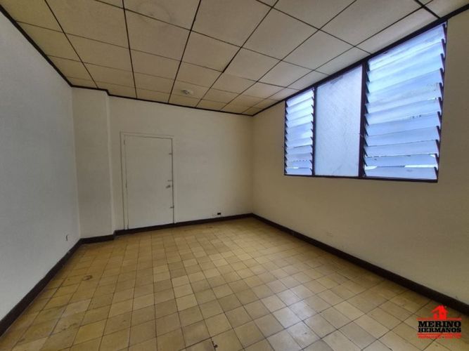 Oficina en arriendo en La Candelaria, Medellín, 18 m² · foto 7 de 24