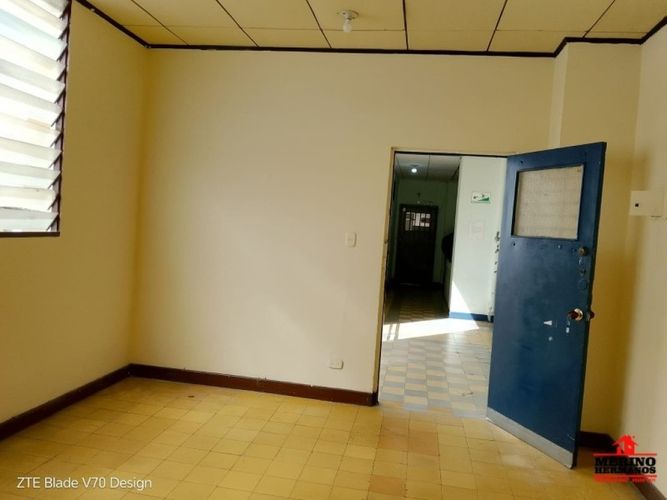 Oficina en arriendo en La Candelaria, Medellín, 18 m² · foto 21 de 24