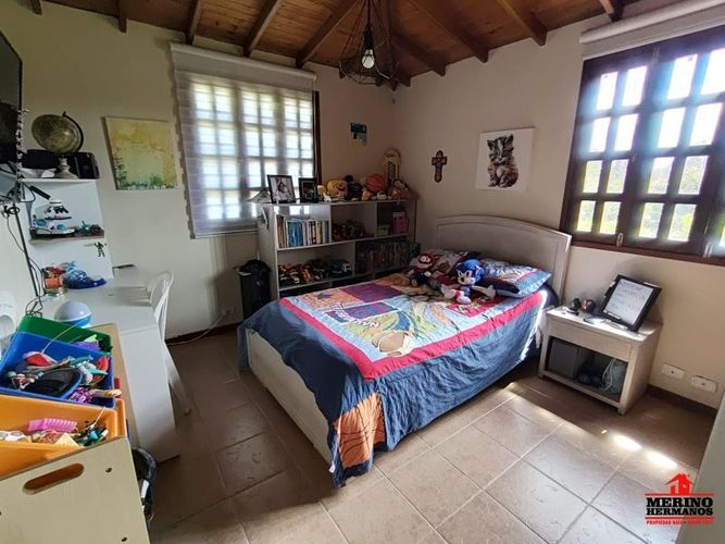 Casa de 3 alcobas en arriendo en Guarne, 300 m² · foto 13 de 24