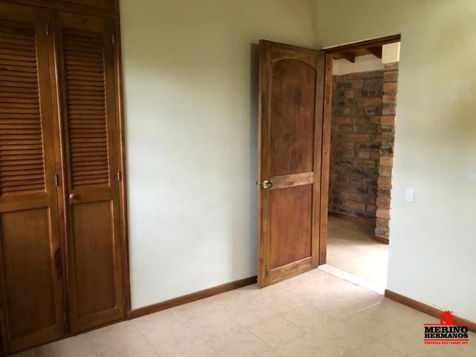 Casa de 3 alcobas en arriendo en Guarne, 300 m² · foto 15 de 24