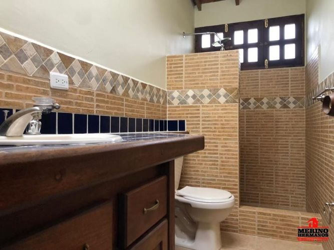 Casa de 3 alcobas en arriendo en Guarne, 300 m² · foto 20 de 24