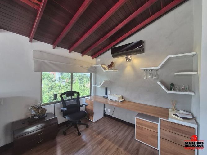 Casa de 3 alcobas en venta en Entreamigos, Sabaneta, 350 m² · foto 7 de 24