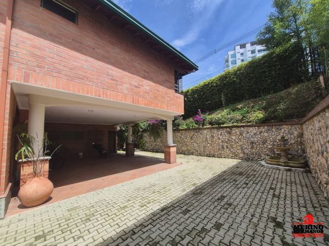 Casa de 3 alcobas en venta en Entreamigos, Sabaneta, 350 m² · foto 20 de 24
