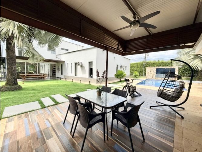 Casa de 4 alcobas en venta en Peon, Jamundí, 374 m² · foto 24 de 24