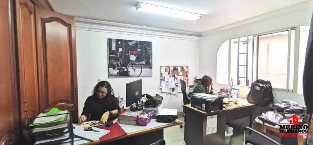 Casa de 8 alcobas en venta en San Bernardo, Medellín, 504 m² · foto 6 de 16
