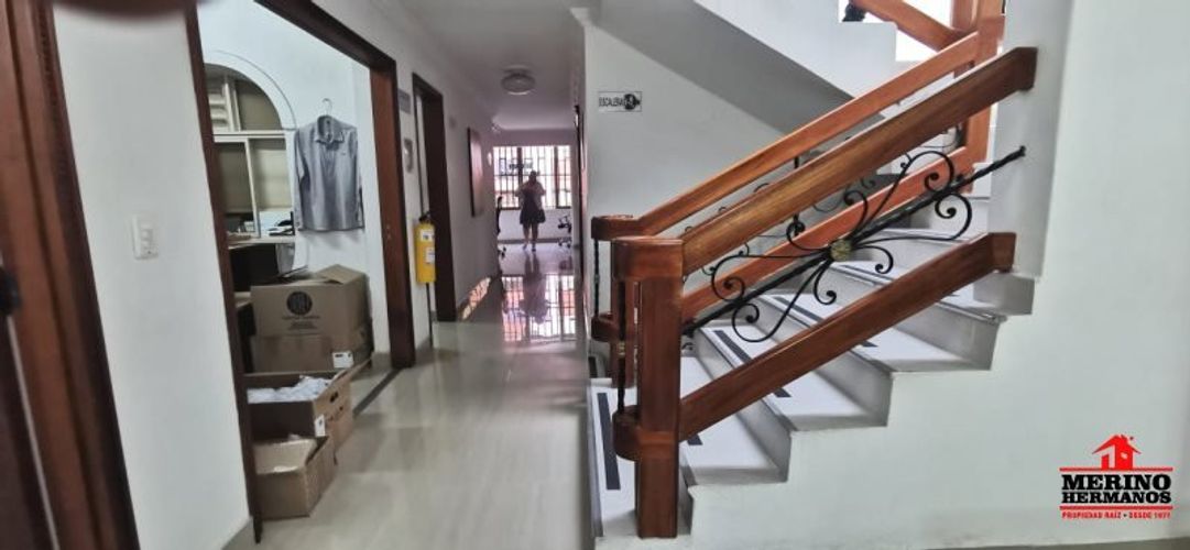 Casa de 8 alcobas en venta en San Bernardo, Medellín, 504 m² · foto 8 de 16