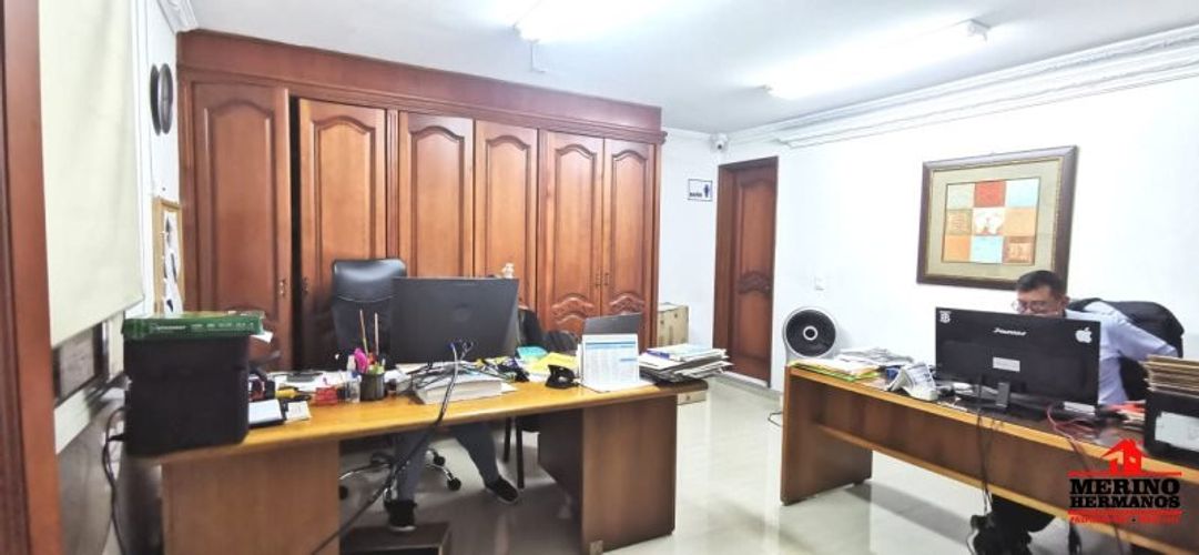 Casa de 8 alcobas en venta en San Bernardo, Medellín, 504 m² · foto 9 de 16