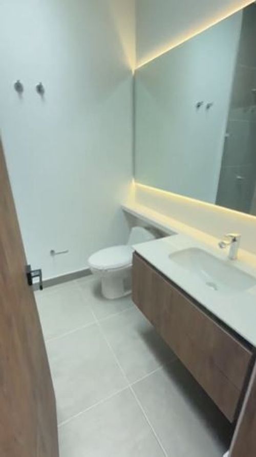 Apartamento de 3 alcobas en venta en Chicó Navarra, Bogotá, 170 m² · foto 13 de 24