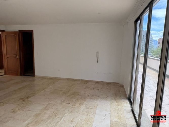 Apartamento de 4 alcobas en venta en Alejandría, Medellín, 250 m² · foto 9 de 11