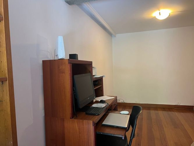Casa de 3 alcobas en arriendo en Loma Benedictinos, Medellín, 180 m² · foto 5 de 20