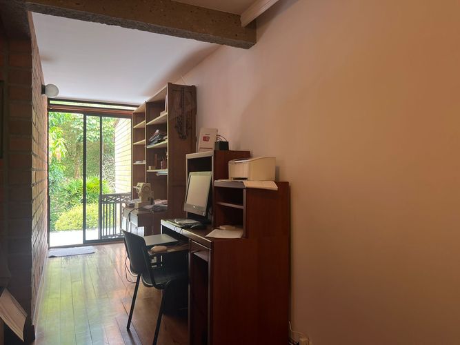 Casa de 3 alcobas en arriendo en Loma Benedictinos, Medellín, 180 m² · foto 7 de 20