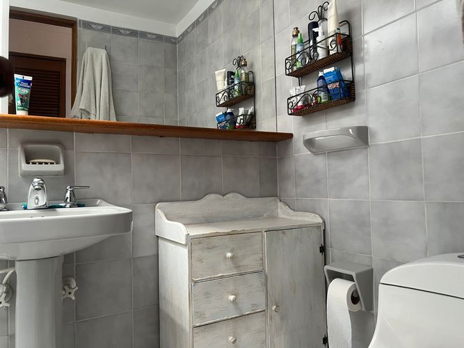 Casa de 3 alcobas en arriendo en Loma Benedictinos, Medellín, 180 m² · foto 15 de 20