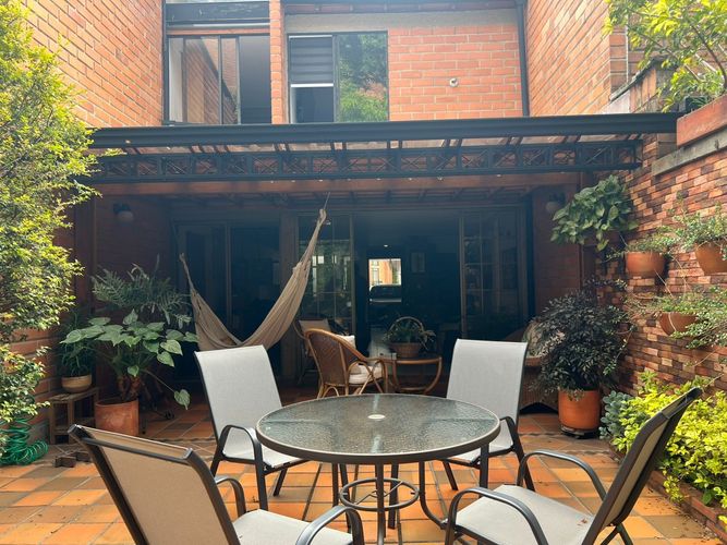 Casa de 3 alcobas en arriendo en Loma Benedictinos, Medellín, 180 m² · foto 18 de 20