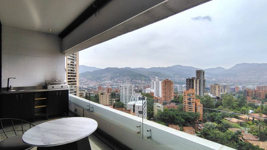 Apartamento de 2 alcobas en arriendo en San Lucas, Medellín, 111 m² · foto 12 de 24