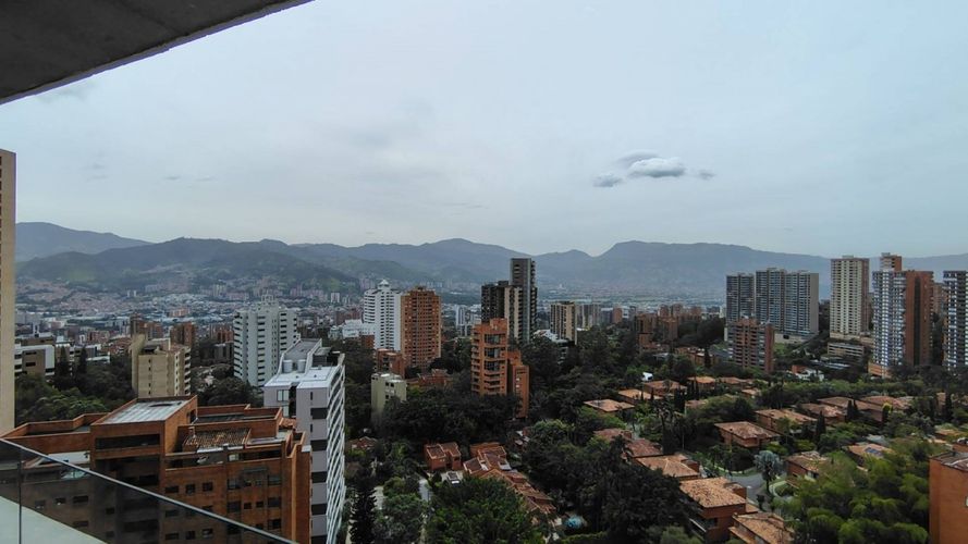 Apartamento de 2 alcobas en arriendo en San Lucas, Medellín, 111 m² · foto 14 de 24
