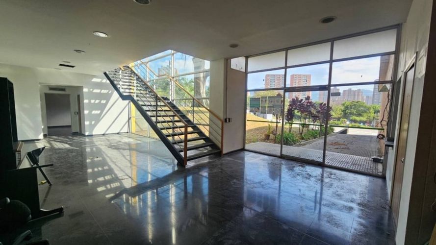 Bodega en arriendo en Ancon San Martin, La Estrella, 3533 m² · foto 3 de 15