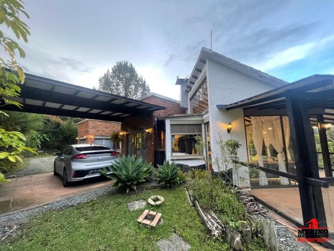 Casa de 4 alcobas en venta en Santa Elena, El Retiro, 280 m² · foto 9 de 24