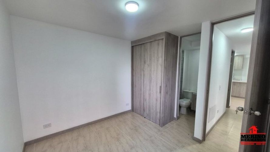 Apartamento de 3 alcobas en venta en Niquia, Bello, 45 m² · foto 17 de 24