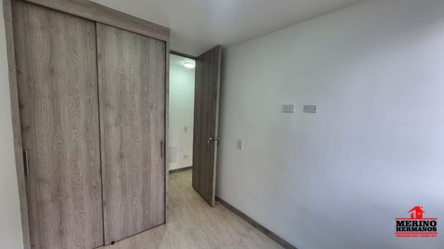 Apartamento de 3 alcobas en venta en Niquia, Bello, 45 m² · foto 18 de 24