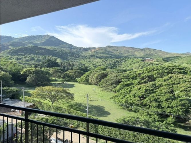 Apartamento de 2 alcobas en venta en Caucaseco, Cali, 70 m² · foto 2 de 8