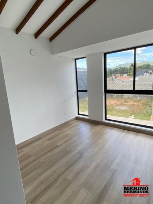 Casa de 3 alcobas en venta en La Ceja, 140 m² · foto 4 de 13