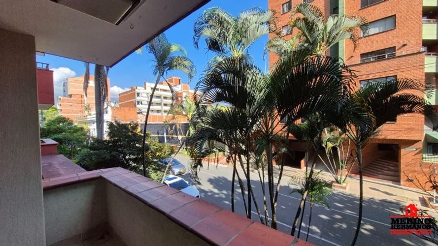 Apartamento de 3 alcobas en venta en San Joaquín, Medellín, 110 m² · foto 3 de 21